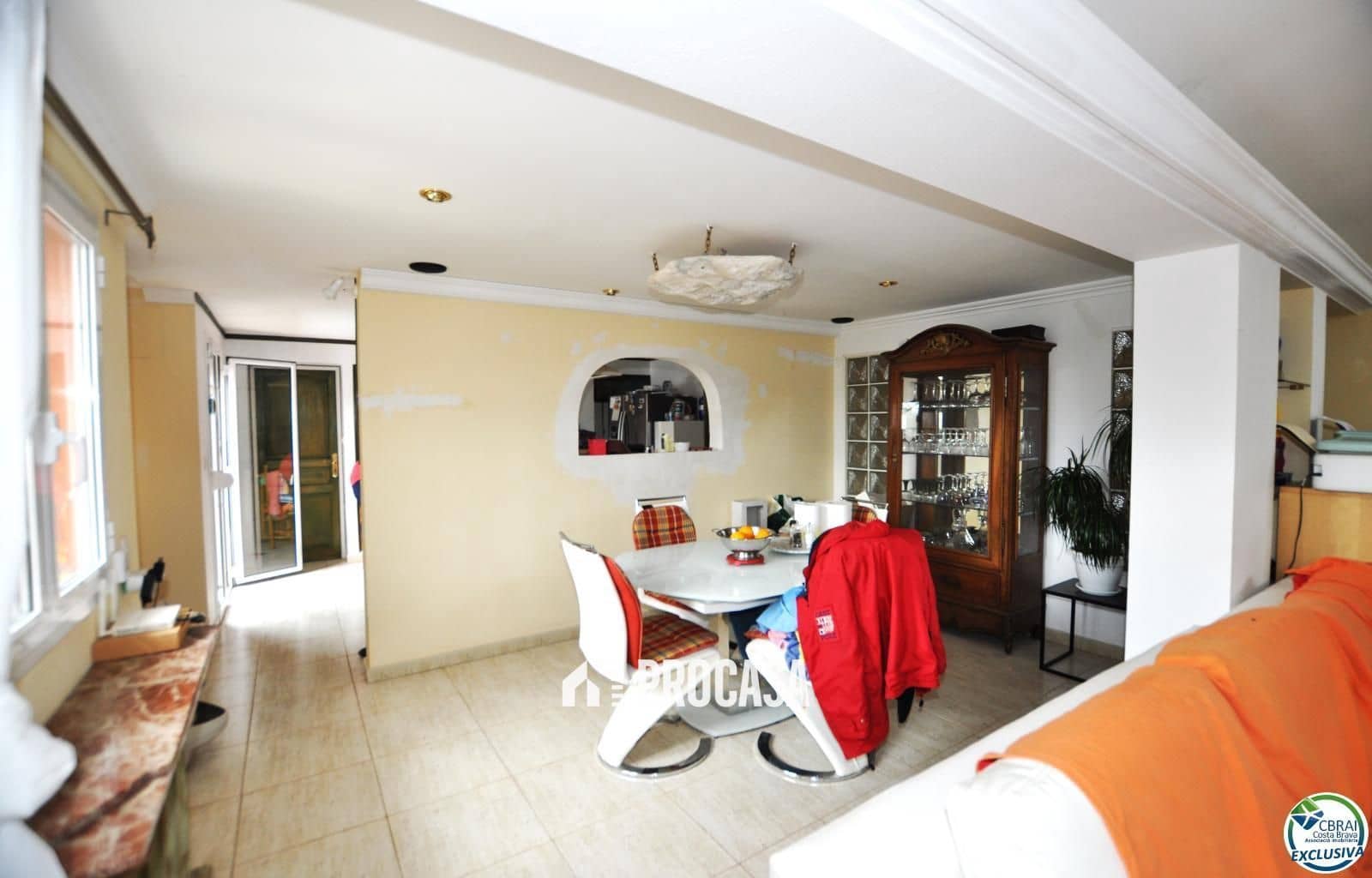 2 bedroom Villa for sale in Roses with garage - € 377,000 (Ref: 8989992)