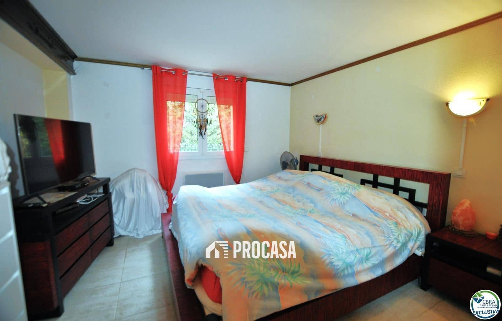 2 bedroom Villa for sale in Roses with garage - € 377,000 (Ref: 8989992)