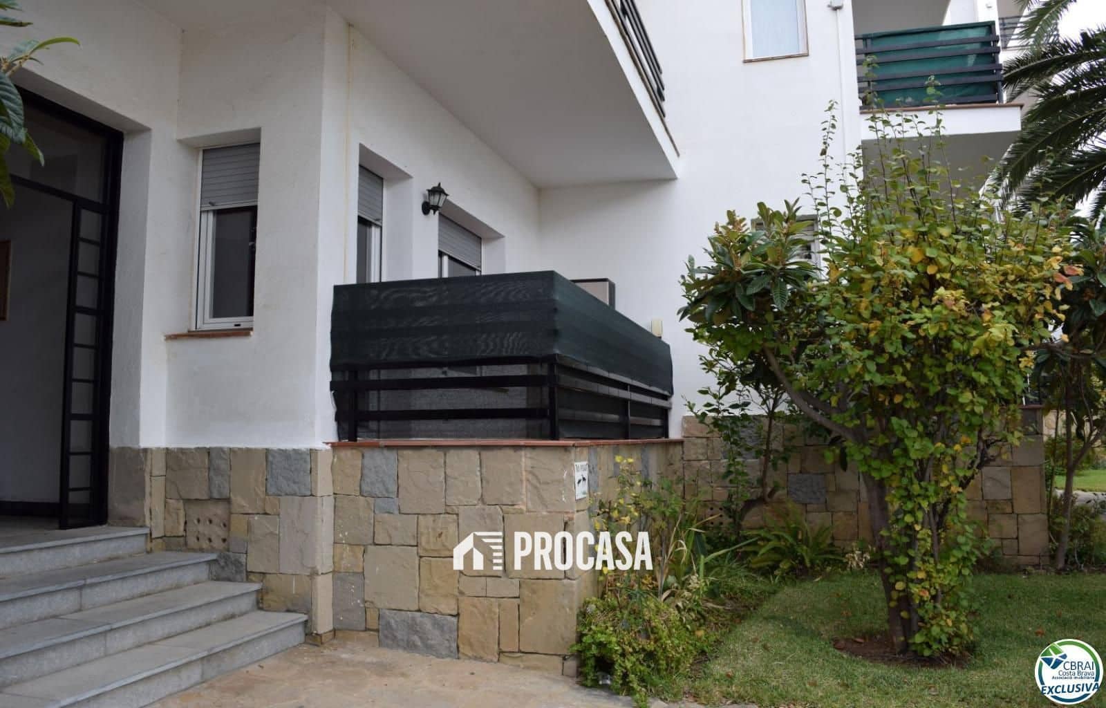 1 slaapkamer Flat te koop in Roses - € 145.000 (Ref: 8993385)