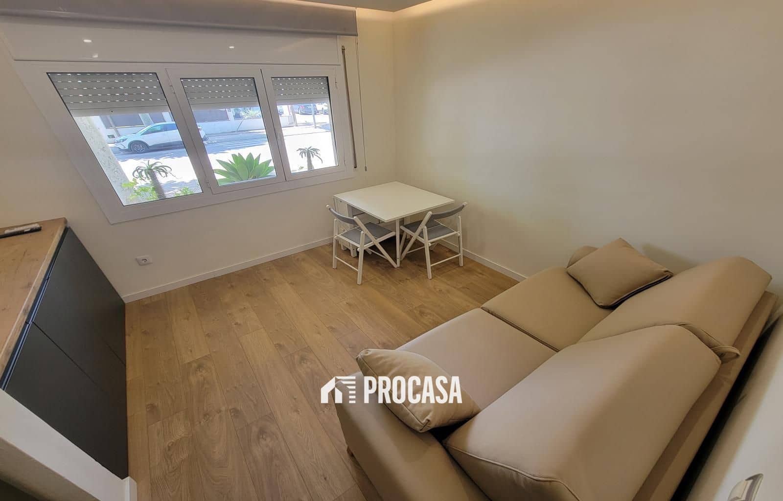 Flat te koop in Empuriabrava - € 98.000 (Ref: 9002394)