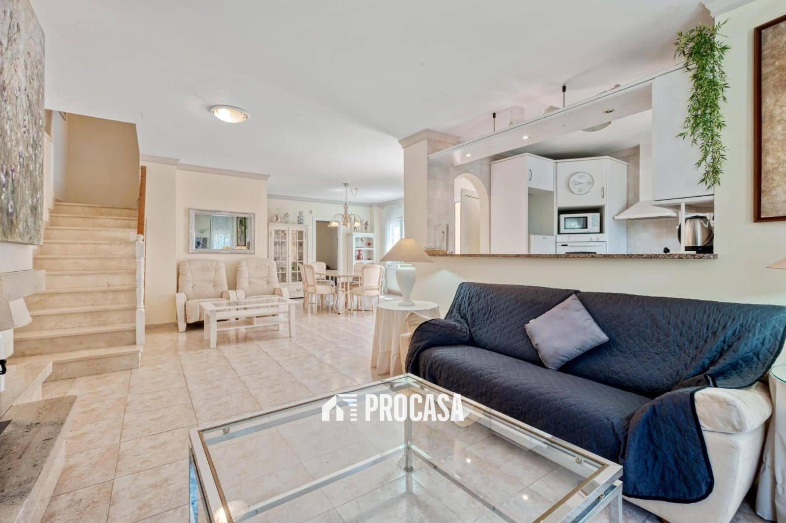 5 chambre Villa/Maison à vendre à Empuriabrava avec piscine garage - 470 000 € (Ref: 9003901)