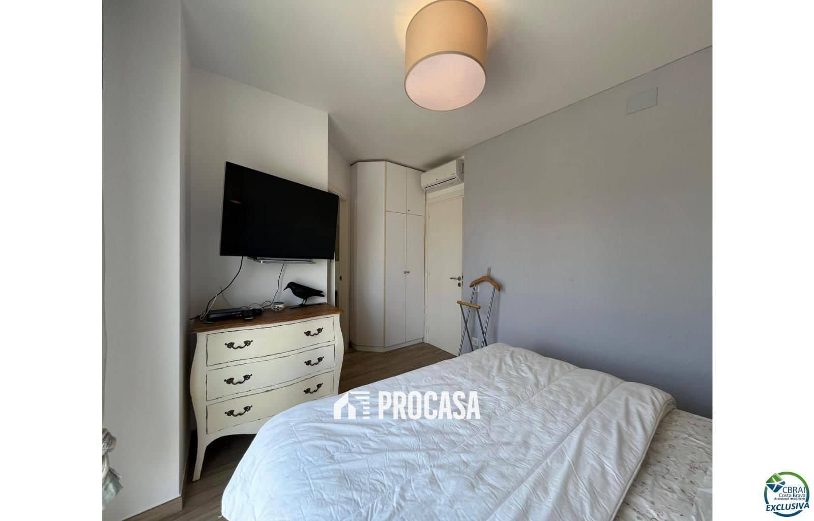 3 sypialnia Willa na sprzedaż w Empuriabrava z basenem garażem - 795 000 € (Ref: 9003902)