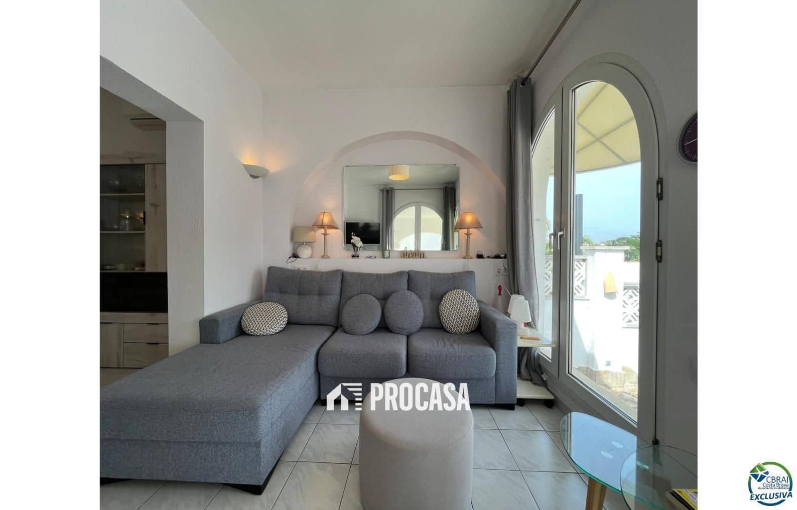 3 sypialnia Willa na sprzedaż w Empuriabrava z basenem garażem - 795 000 € (Ref: 9003902)