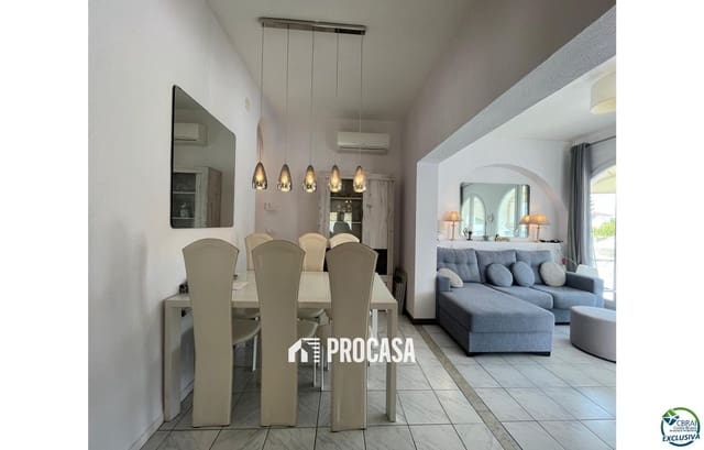 3 quarto Moradia para venda em Empuriabrava, Castelló d'Empúries com piscina garagem - 795 000 € (Ref: 9003902)