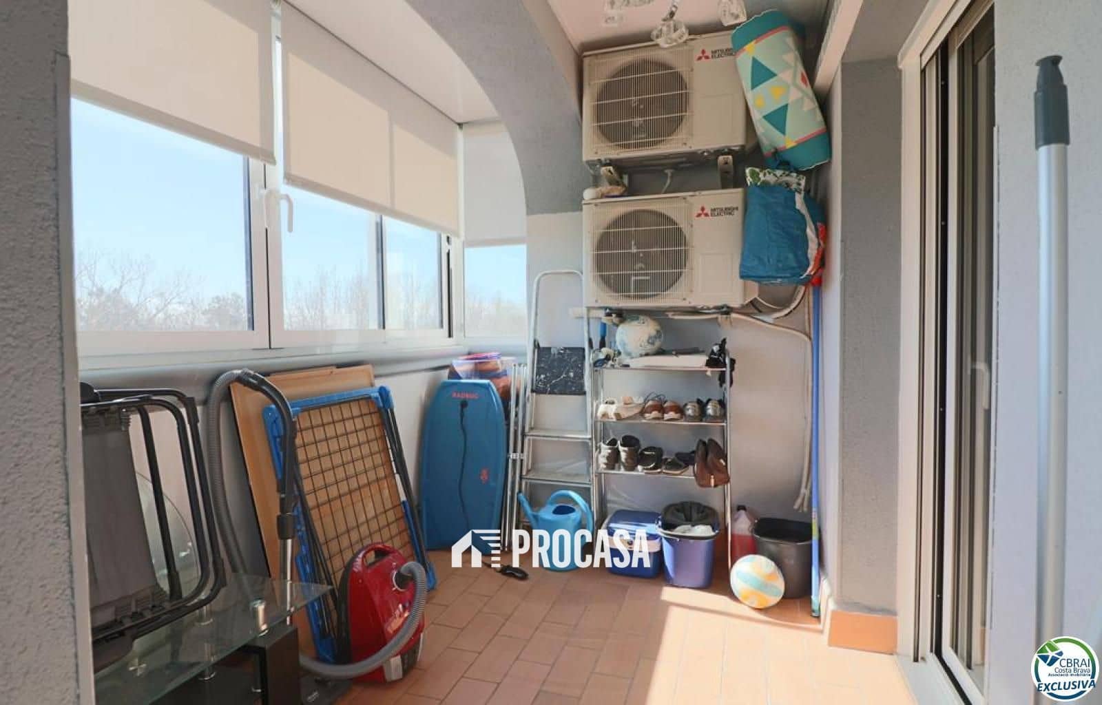 1 soverom Leilighet til salgs i Empuriabrava med svømmebasseng - € 128 000 (Ref: 9015626)