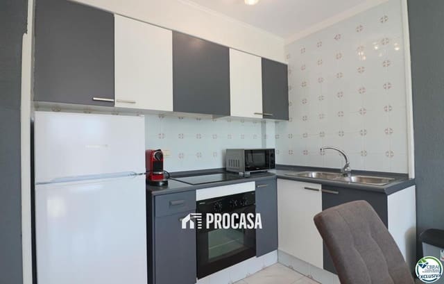 1 sovrum Lägenhet till salu i Empuriabrava, Castelló d'Empúries med pool - 128 000 € (Ref: 9015626)