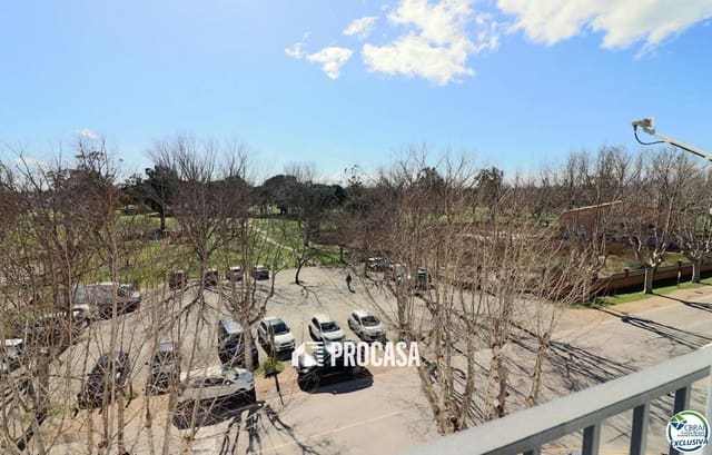 1 sovrum Lägenhet till salu i Empuriabrava, Castelló d'Empúries med pool - 128 000 € (Ref: 9015626)