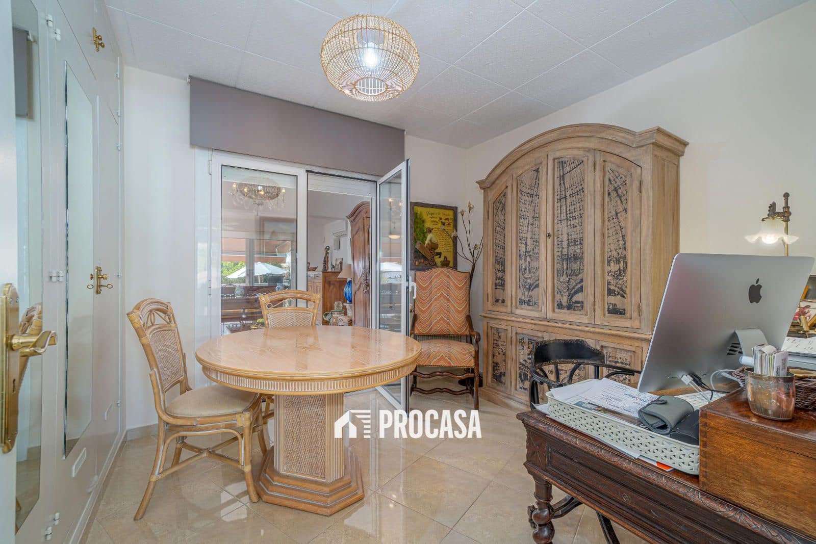 4 soveværelse Villa til salg i Empuriabrava med swimmingpool garage - € 860.000 (Ref: 9019630)