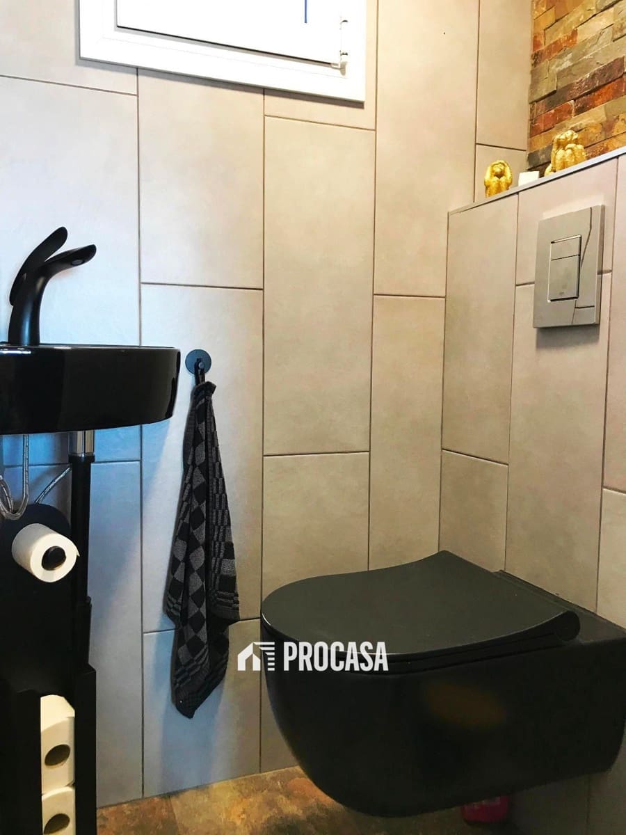 2 bedroom Flat for sale in Roses - € 275,000 (Ref: 9030012)