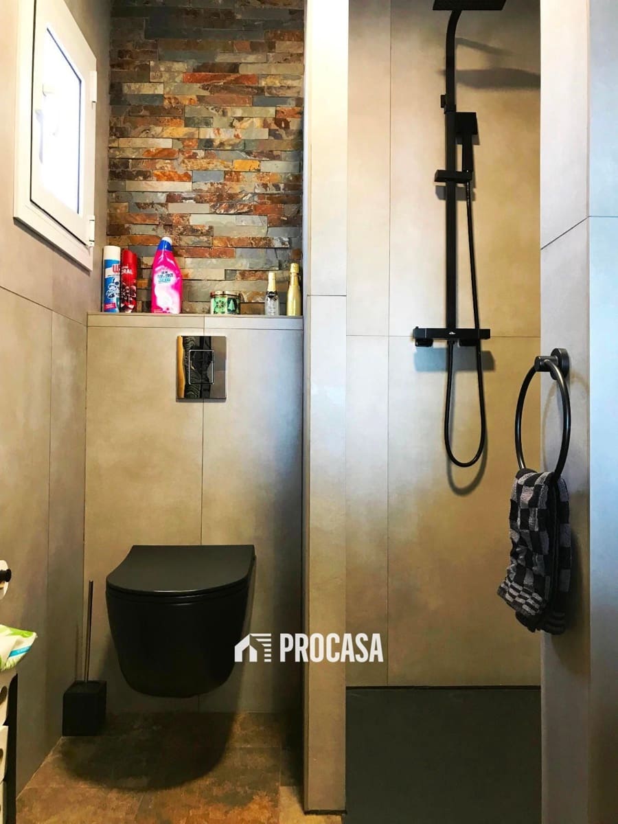 2 bedroom Flat for sale in Roses - € 275,000 (Ref: 9030012)