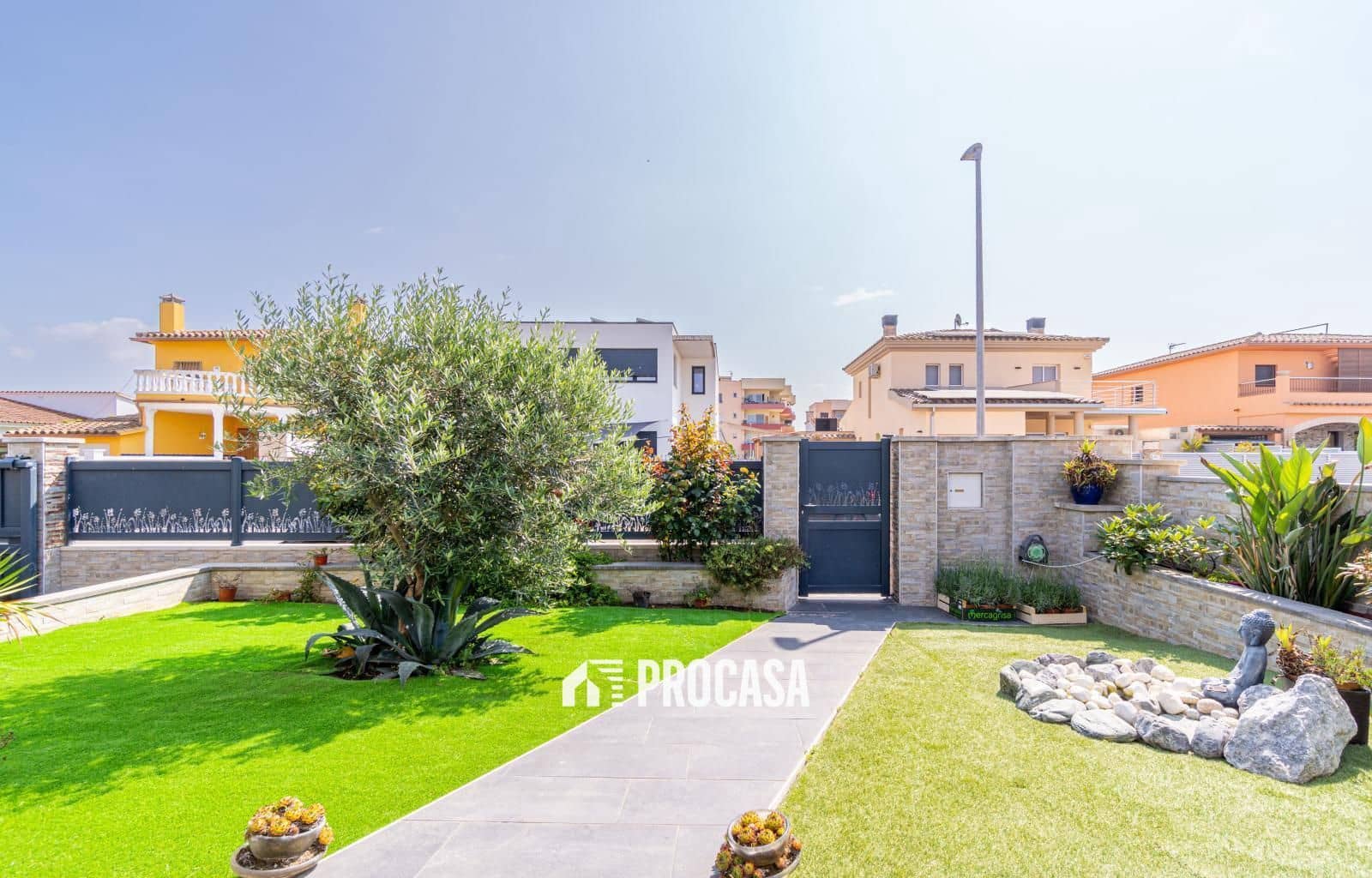 3 Zimmer Villa zu verkaufen in Empuriabrava mit Pool Garage - 560.000 € (Ref: 9046455)