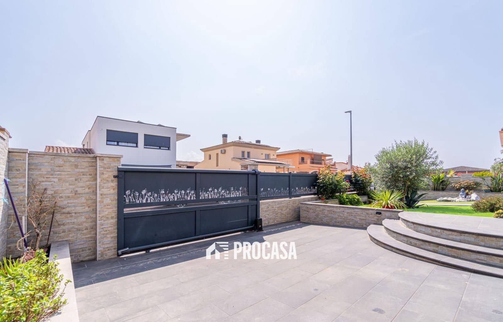 3 Zimmer Villa zu verkaufen in Empuriabrava mit Pool Garage - 560.000 € (Ref: 9046455)