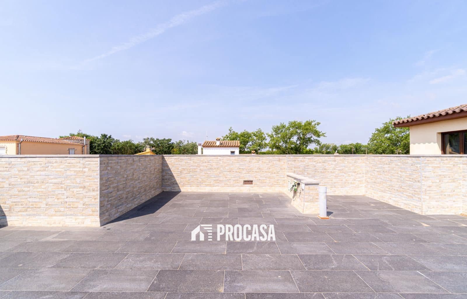 3 Zimmer Villa zu verkaufen in Empuriabrava mit Pool Garage - 560.000 € (Ref: 9046455)