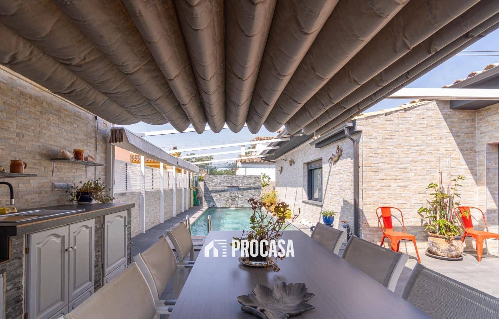 3 Zimmer Villa zu verkaufen in Empuriabrava mit Pool Garage - 560.000 € (Ref: 9046455)