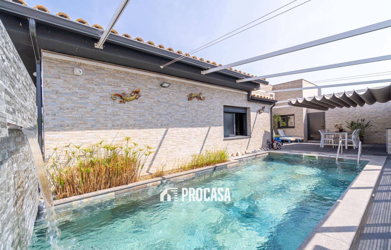 3 Zimmer Villa zu verkaufen in Empuriabrava mit Pool Garage - 560.000 € (Ref: 9046455)