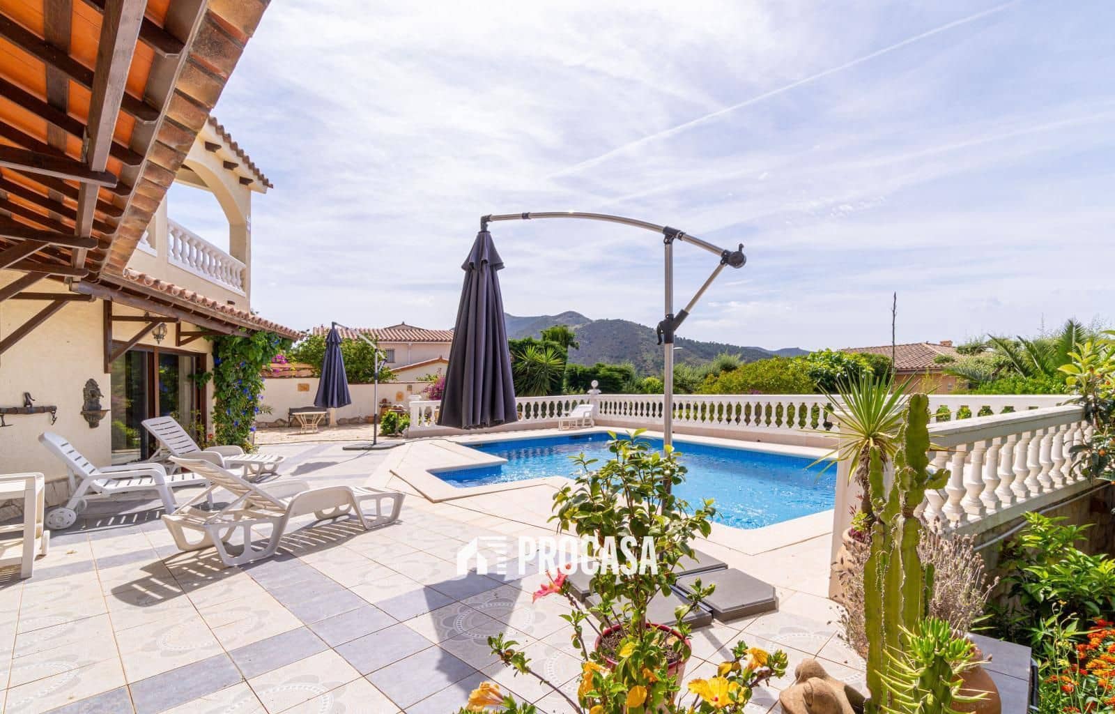 7 soveværelse Villa til salg i El Mas Fumats med swimmingpool garage - € 749.000 (Ref: 9046458)