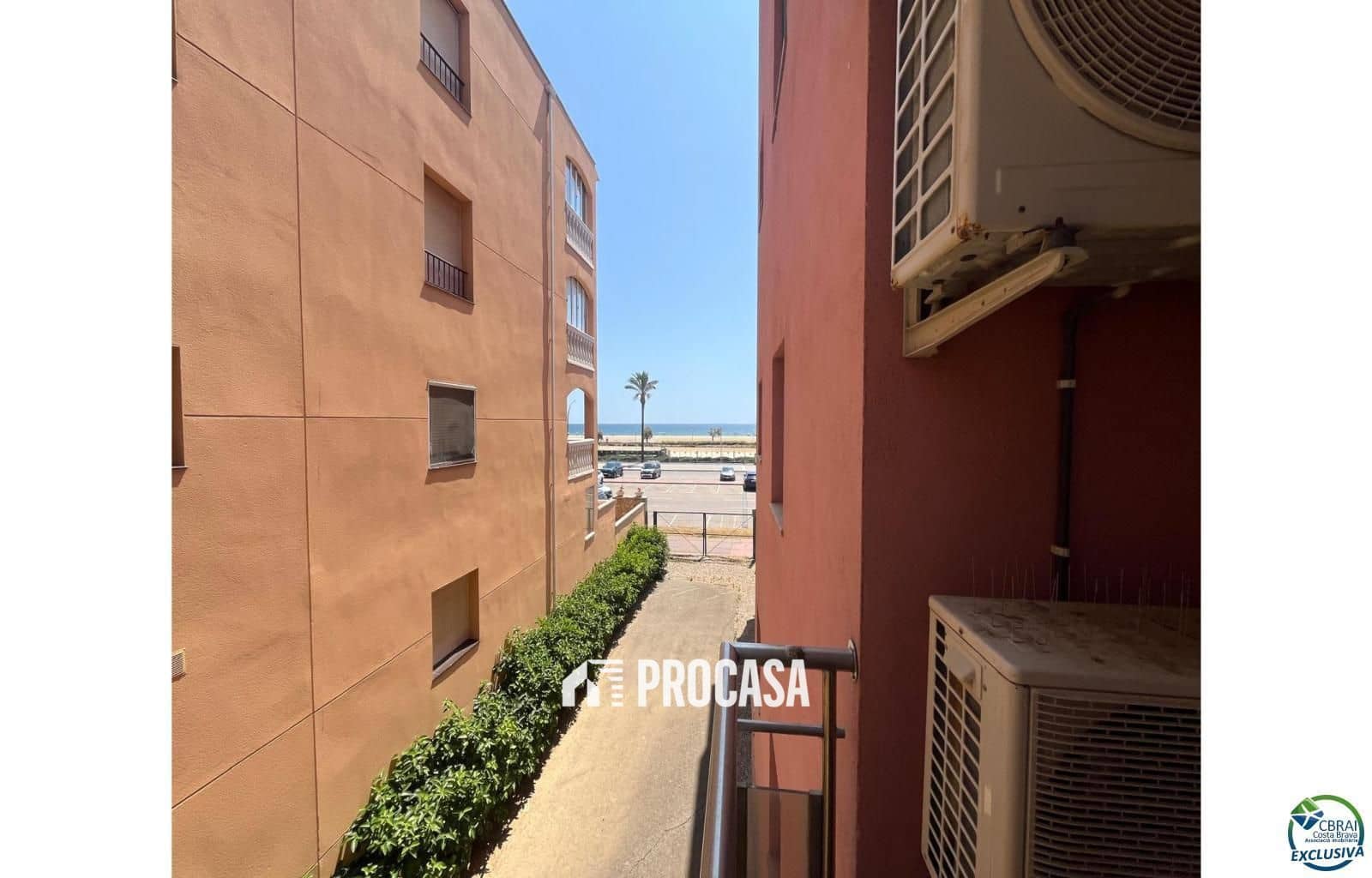 2 slaapkamer Flat te koop in Empuriabrava met garage - € 365.000 (Ref: 9072031)