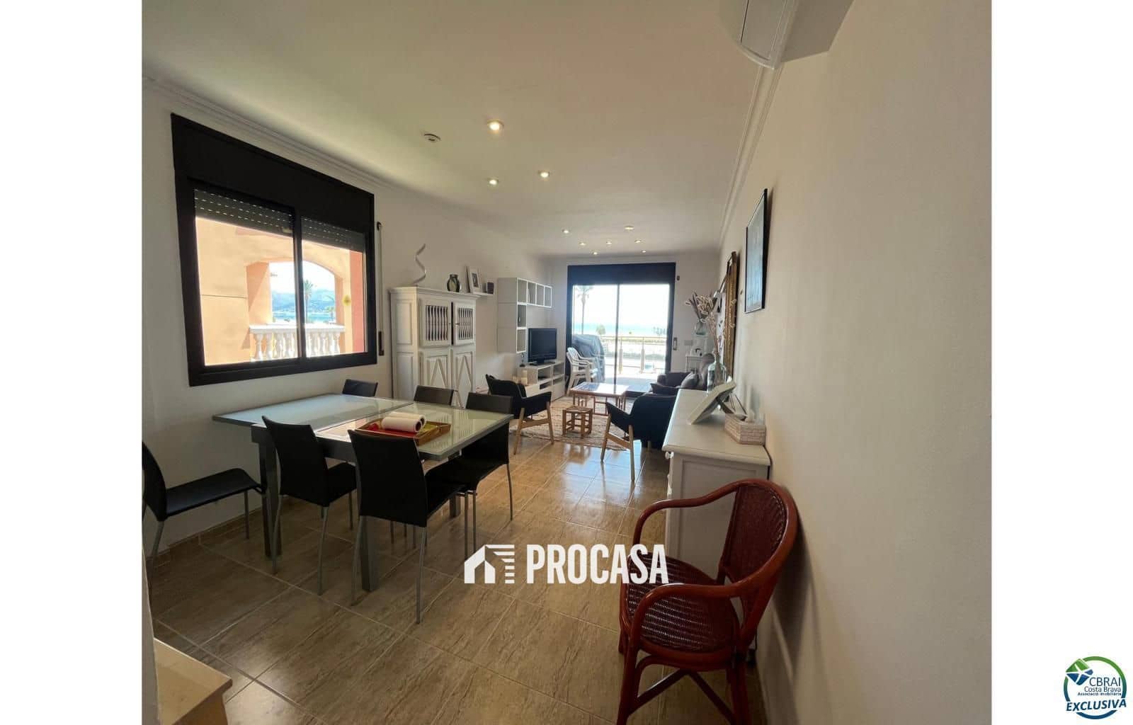 2 slaapkamer Flat te koop in Empuriabrava met garage - € 365.000 (Ref: 9072031)