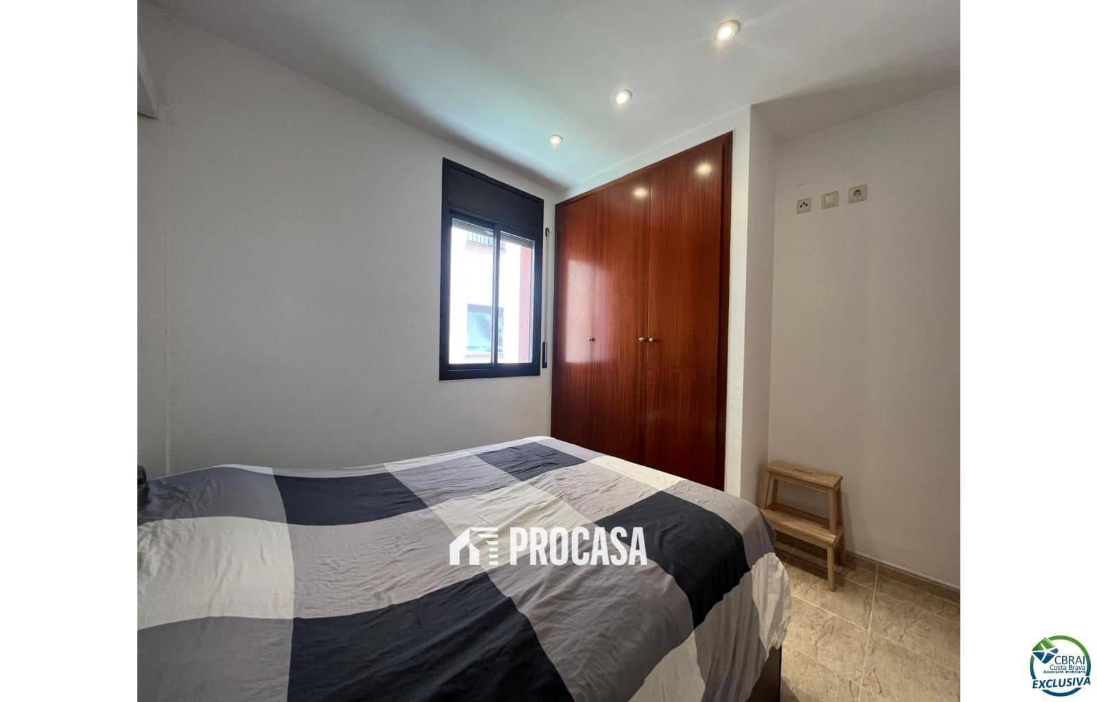 2 slaapkamer Flat te koop in Empuriabrava met garage - € 365.000 (Ref: 9072031)