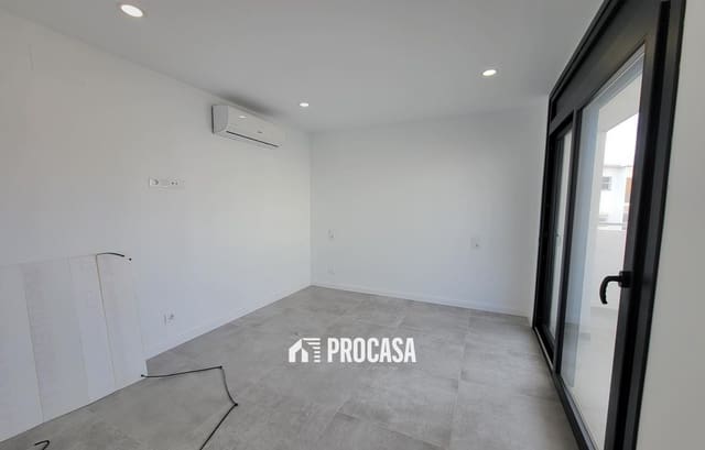 2 makuuhuone Asunto myytävänä paikassa Santa Margarida, Roses - 215 000 € (Ref: 9072870)