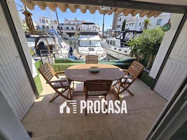 3 sypialnia Willa na sprzedaż w Empuriabrava, Castelló d'Empúries z garażem - 495 000 € (Ref: 9074021)
