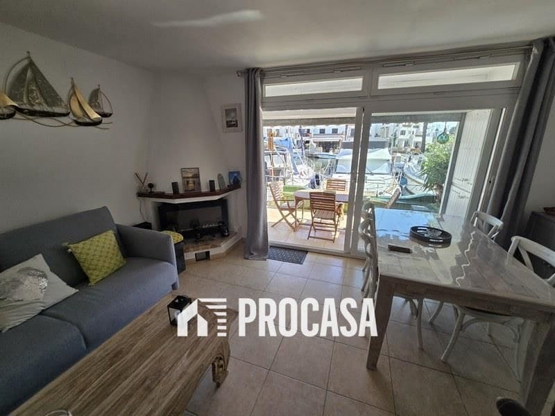 3 sypialnia Willa na sprzedaż w Empuriabrava z garażem - 495 000 € (Ref: 9074021)