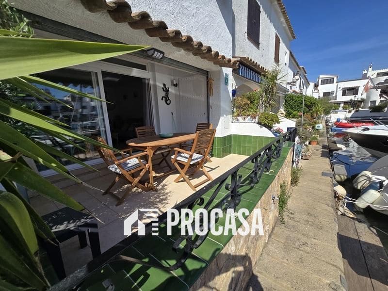 3 sypialnia Willa na sprzedaż w Empuriabrava z garażem - 495 000 € (Ref: 9074021)