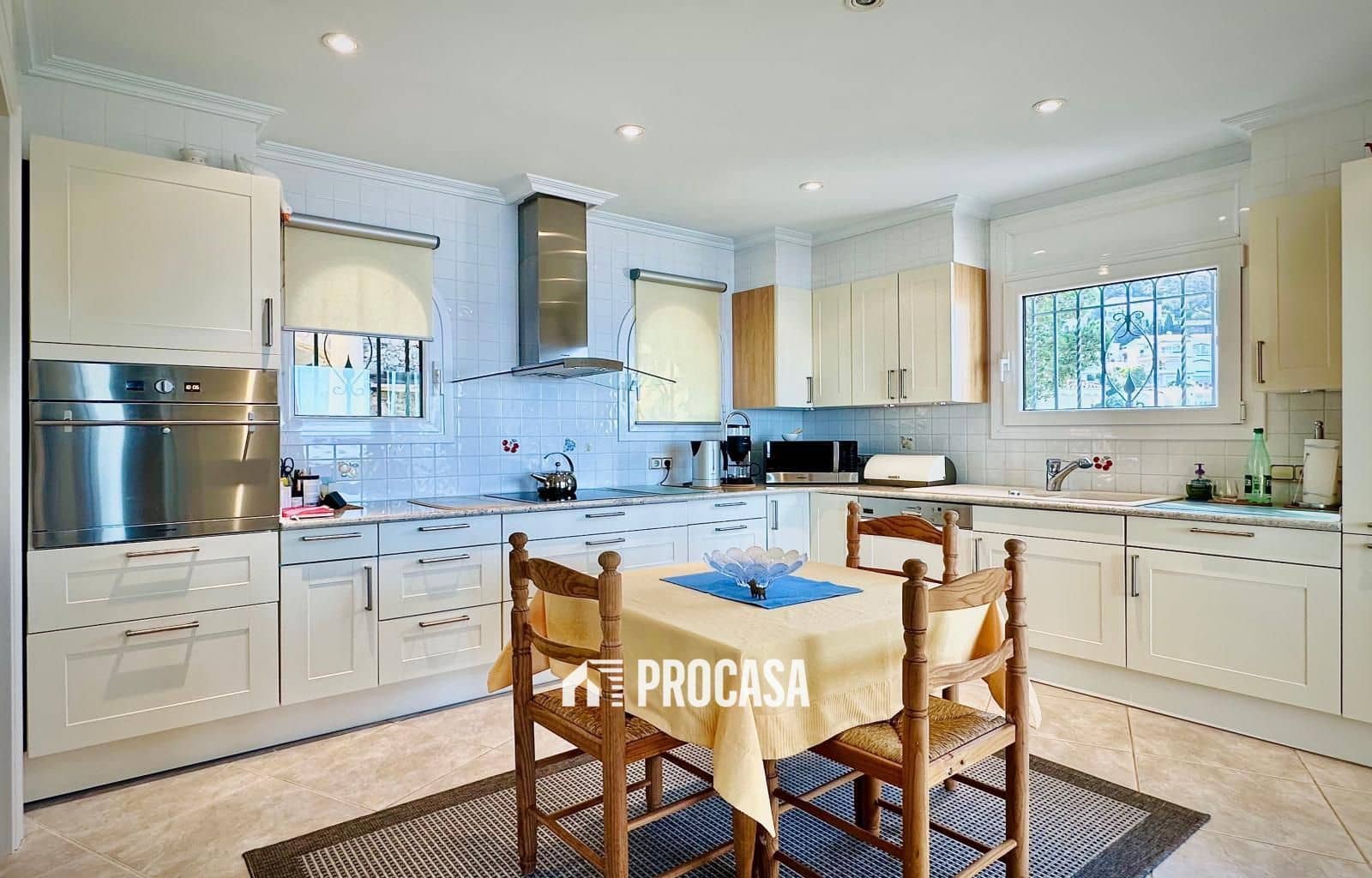 3 soveværelse Villa til salg i Roses med swimmingpool garage - € 1.357.000 (Ref: 9075495)