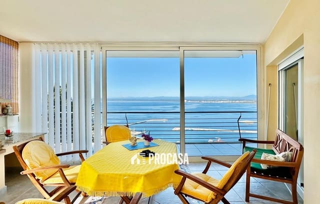 3 makuuhuone Huvila myytävänä paikassa Roses mukana uima-altaan 
autotalli - 1 357 000 € (Ref: 9075495)