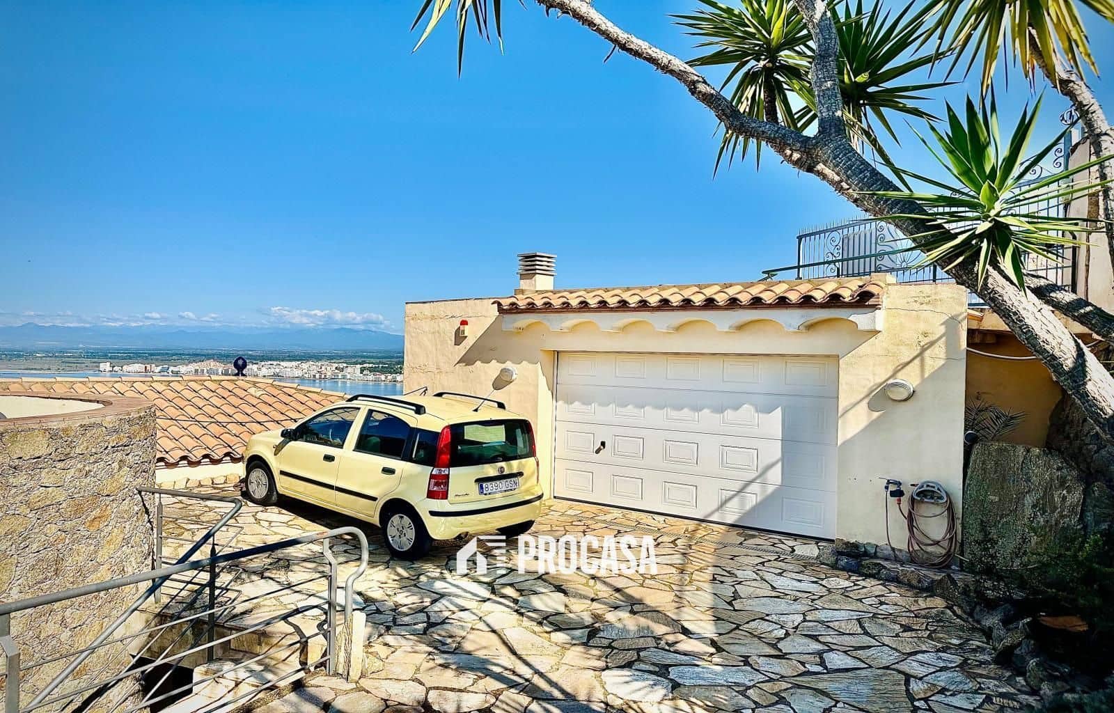 3 soveværelse Villa til salg i Roses med swimmingpool garage - € 1.357.000 (Ref: 9075495)