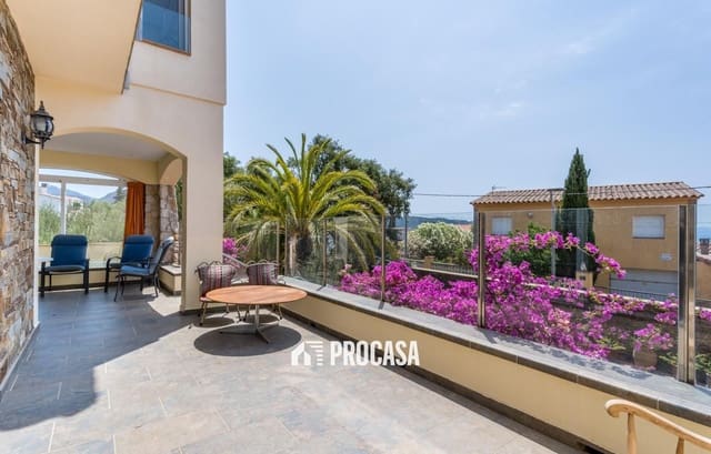 5 soverom Villa til salgs i El Mas Fumats, Roses med svømmebasseng garasje - € 749 000 (Ref: 9096998)