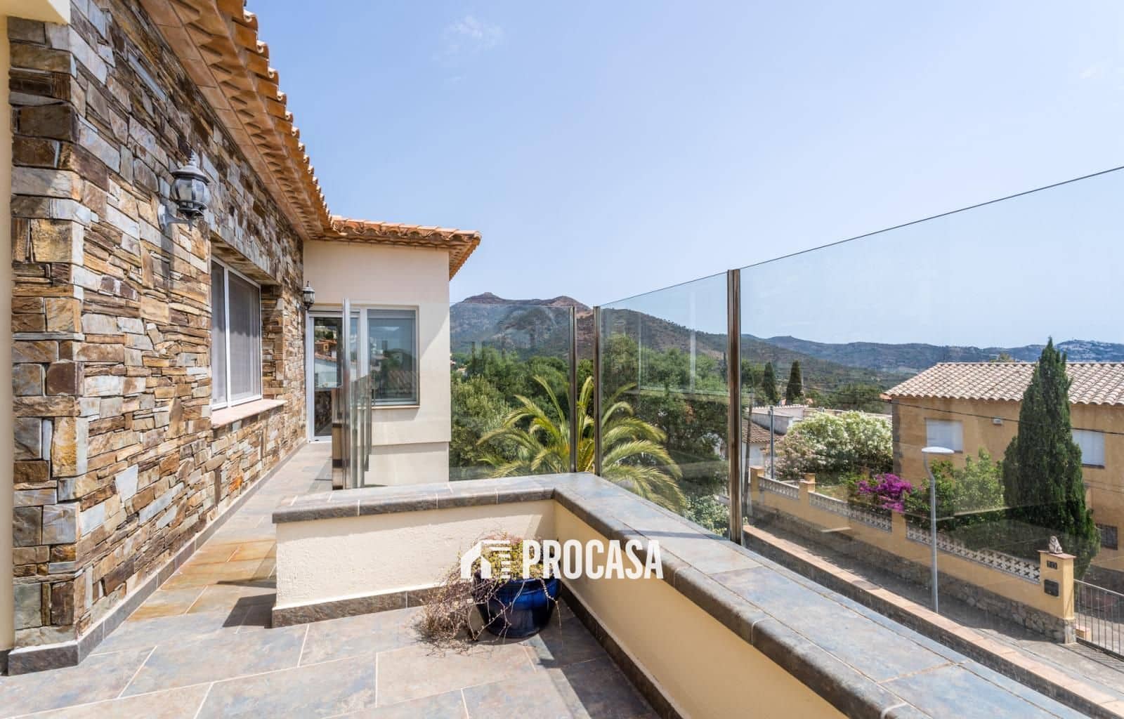 5 soveværelse Villa til salg i El Mas Fumats med swimmingpool garage - € 749.000 (Ref: 9096998)