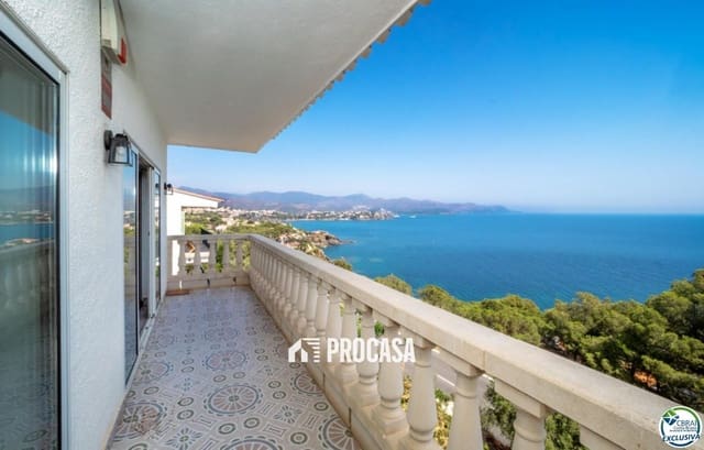 3 bedroom Villa for sale in El Port de la Selva with garage - € 650,000 (Ref: 9097323)