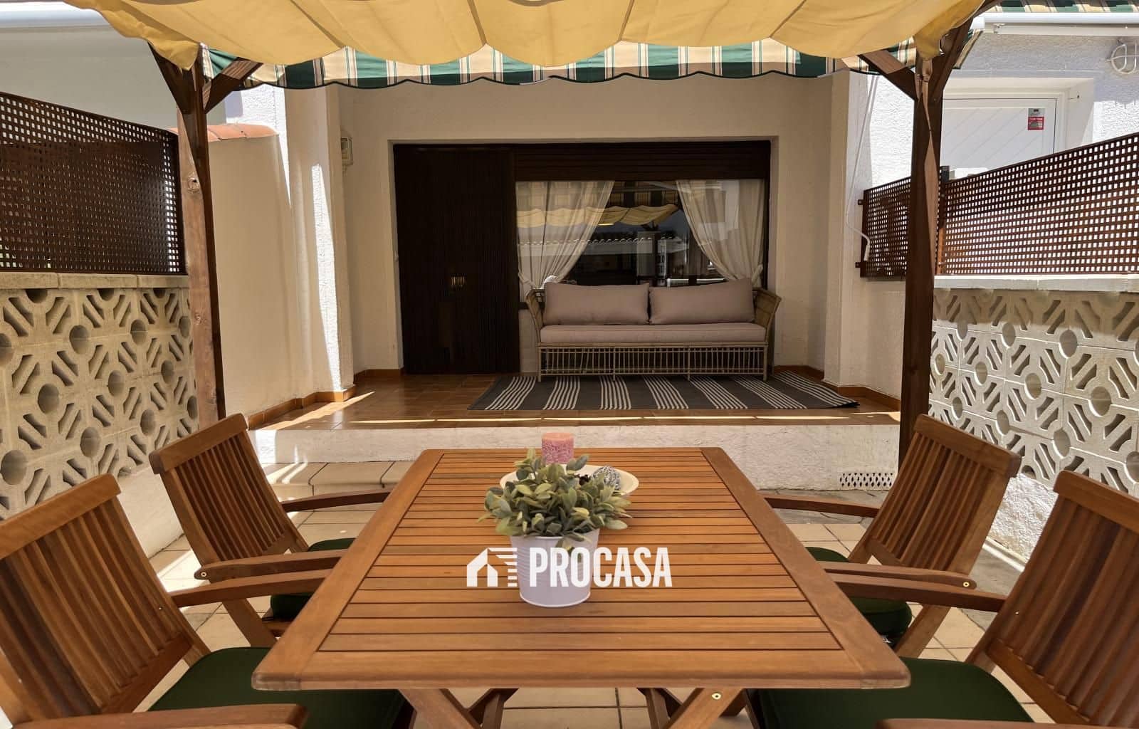 2 soveværelse Villa til salg i Empuriabrava - € 249.000 (Ref: 9097324)