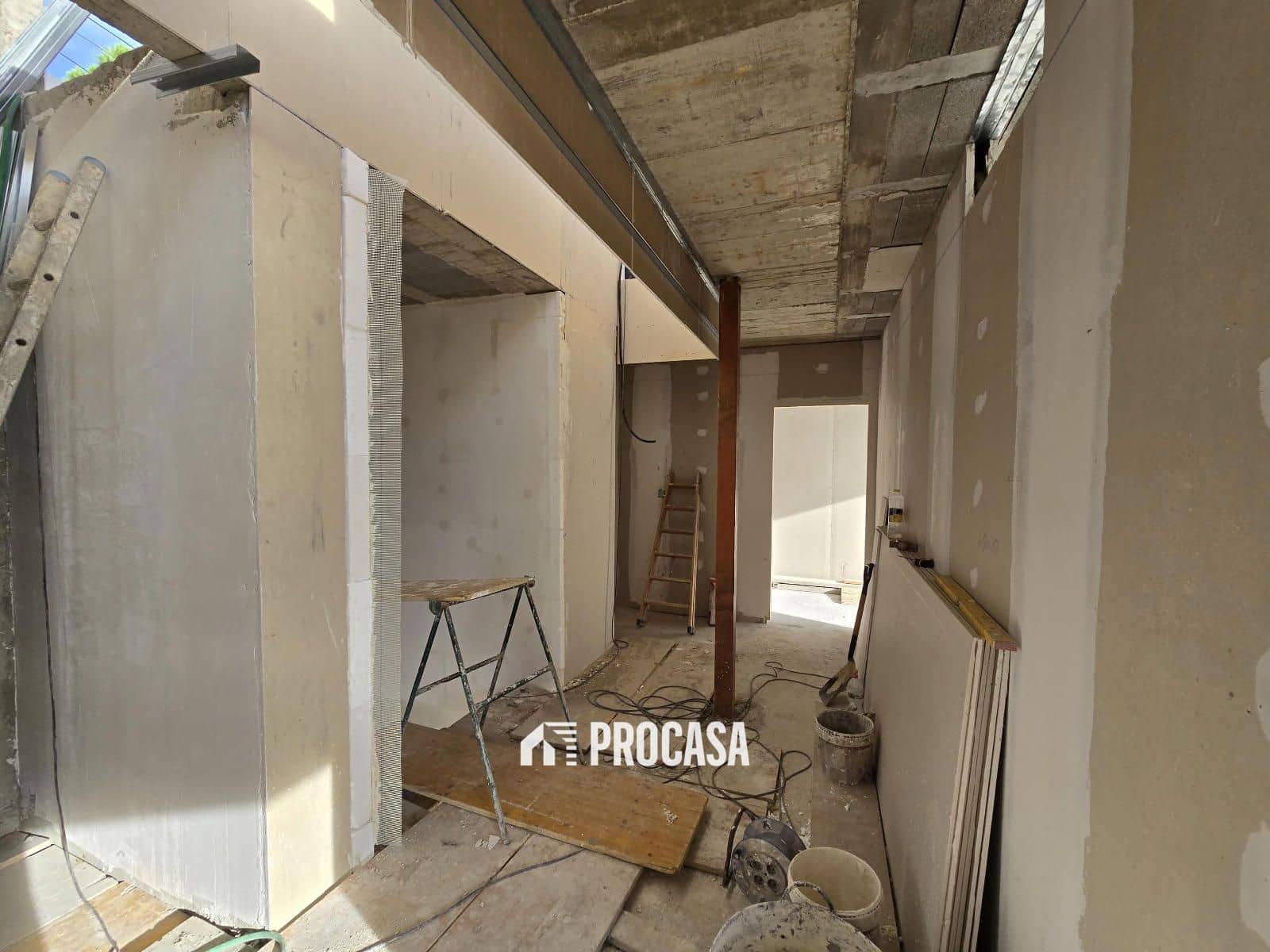 Willa na sprzedaż w Roses z basenem garażem - 1 590 000 € (Ref: 9101285)