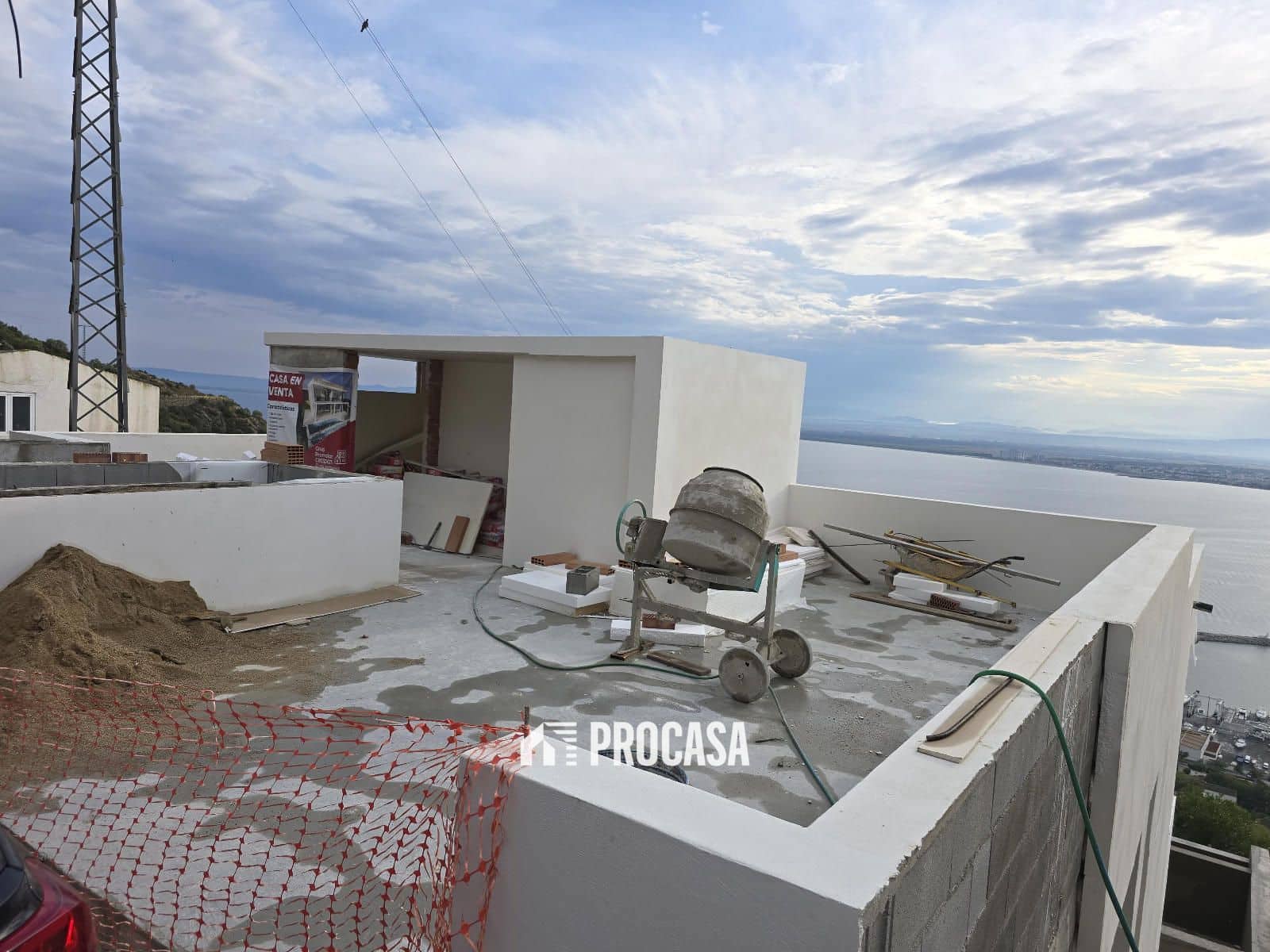 Willa na sprzedaż w Roses z basenem garażem - 1 590 000 € (Ref: 9101285)