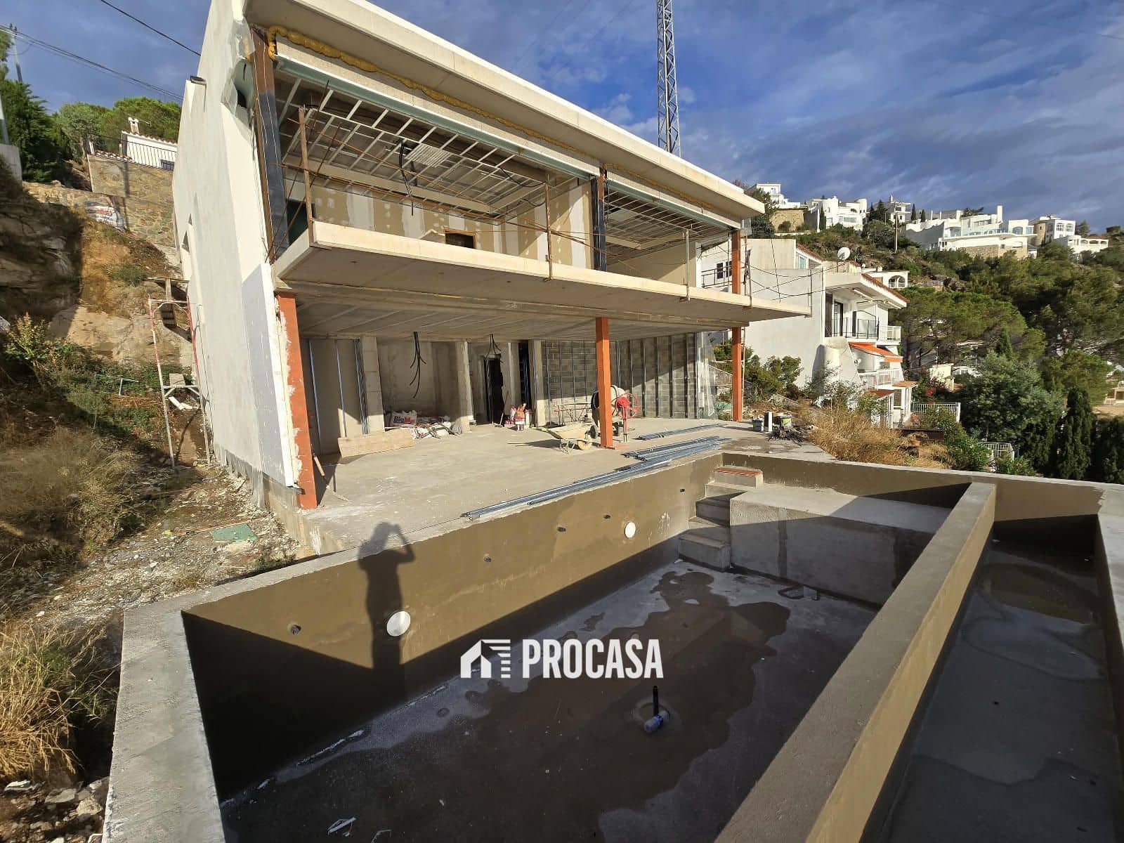 Willa na sprzedaż w Roses z basenem garażem - 1 590 000 € (Ref: 9101285)