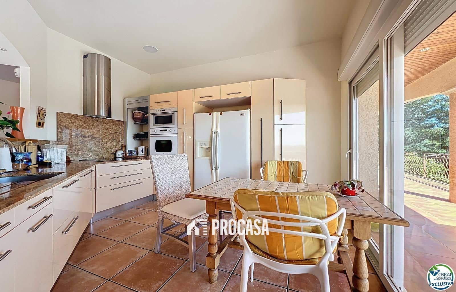 5 soveværelse Villa til salg i Pau med swimmingpool garage - € 899.000 (Ref: 9103689)