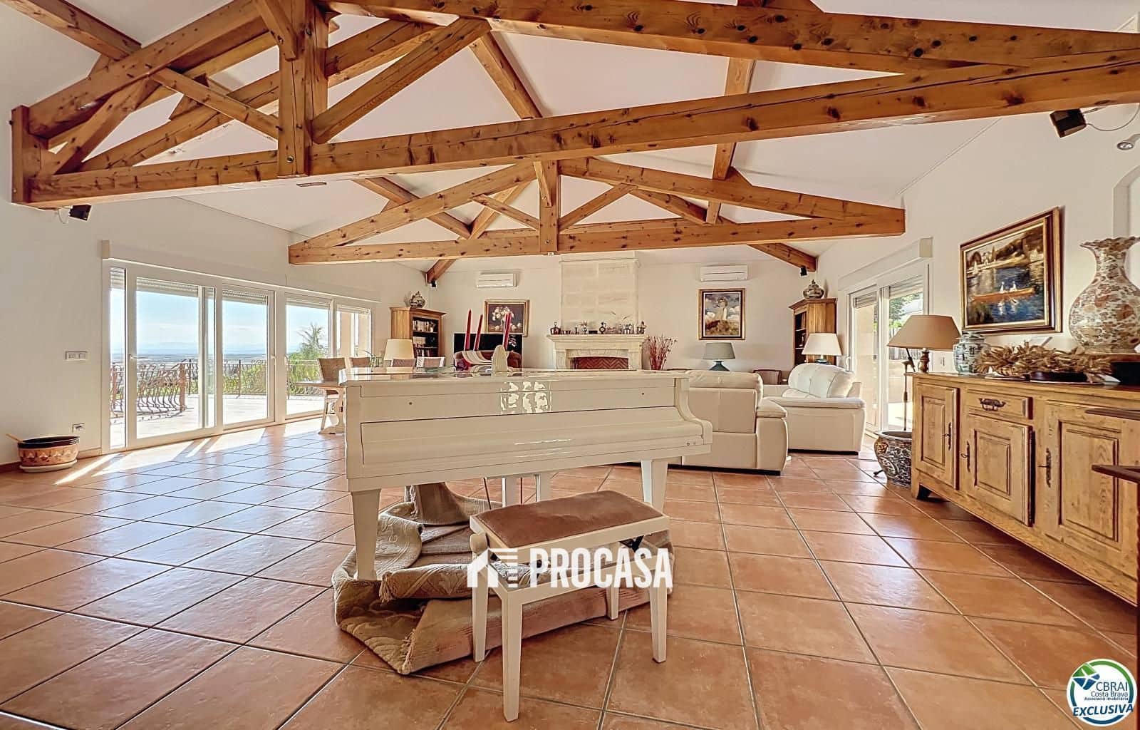 5 soveværelse Villa til salg i Pau med swimmingpool garage - € 899.000 (Ref: 9103689)