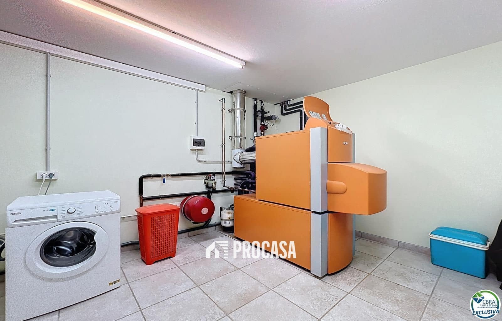 5 soveværelse Villa til salg i Pau med swimmingpool garage - € 899.000 (Ref: 9103689)