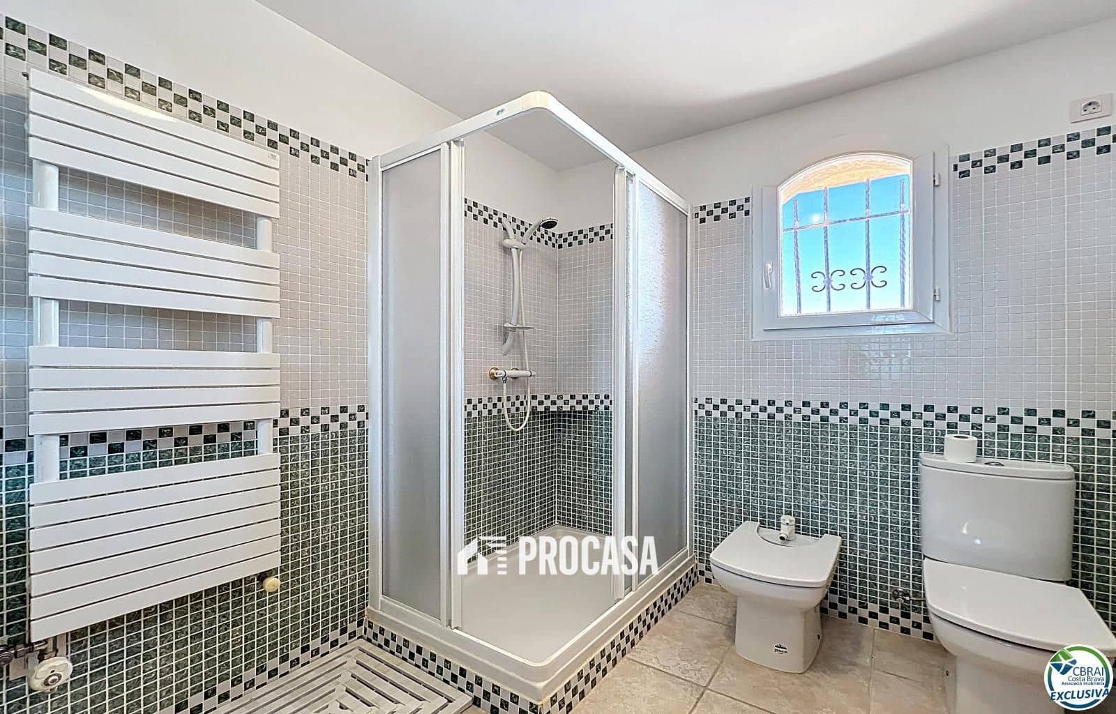 5 soveværelse Villa til salg i Pau med swimmingpool garage - € 899.000 (Ref: 9103689)