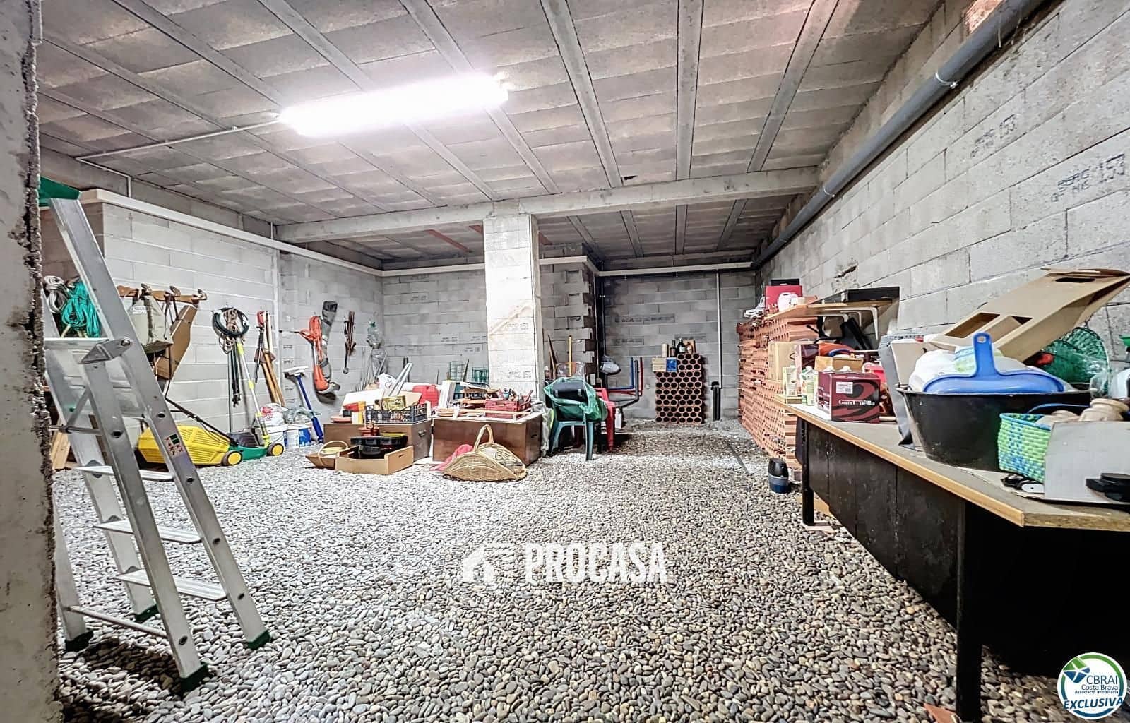 5 soveværelse Villa til salg i Pau med swimmingpool garage - € 899.000 (Ref: 9103689)