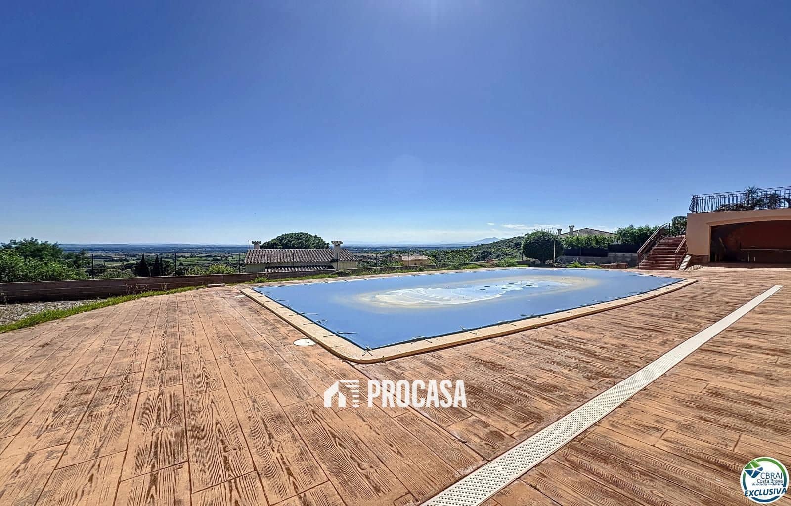 5 soveværelse Villa til salg i Pau med swimmingpool garage - € 899.000 (Ref: 9103689)