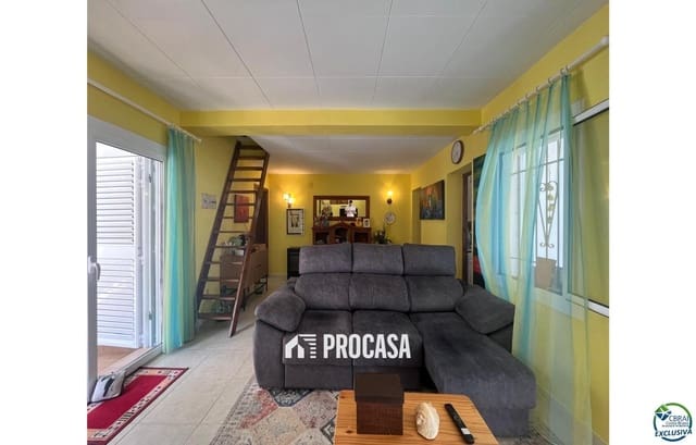 3 makuuhuone Huvila myytävänä paikassa Roses mukana 
autotalli - 340 000 € (Ref: 9109327)