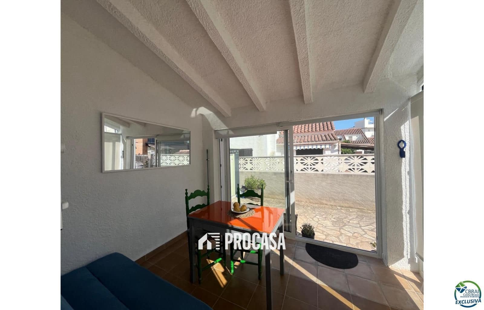 3 makuuhuone Huvila myytävänä paikassa Roses mukana 
autotalli - 340 000 € (Ref: 9109327)