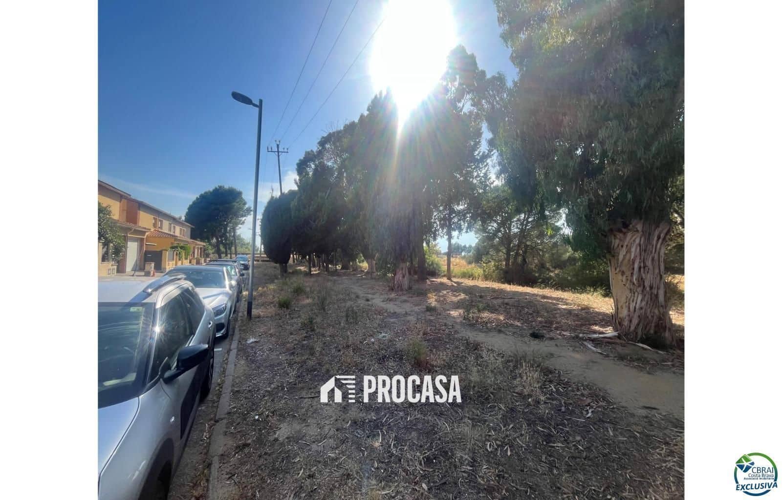 3 makuuhuone Huvila myytävänä paikassa Roses mukana 
autotalli - 340 000 € (Ref: 9109327)