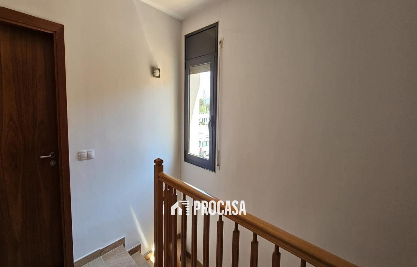 4 chambre Villa/Maison à vendre à Empuriabrava avec piscine - 490 000 € (Ref: 9110827)