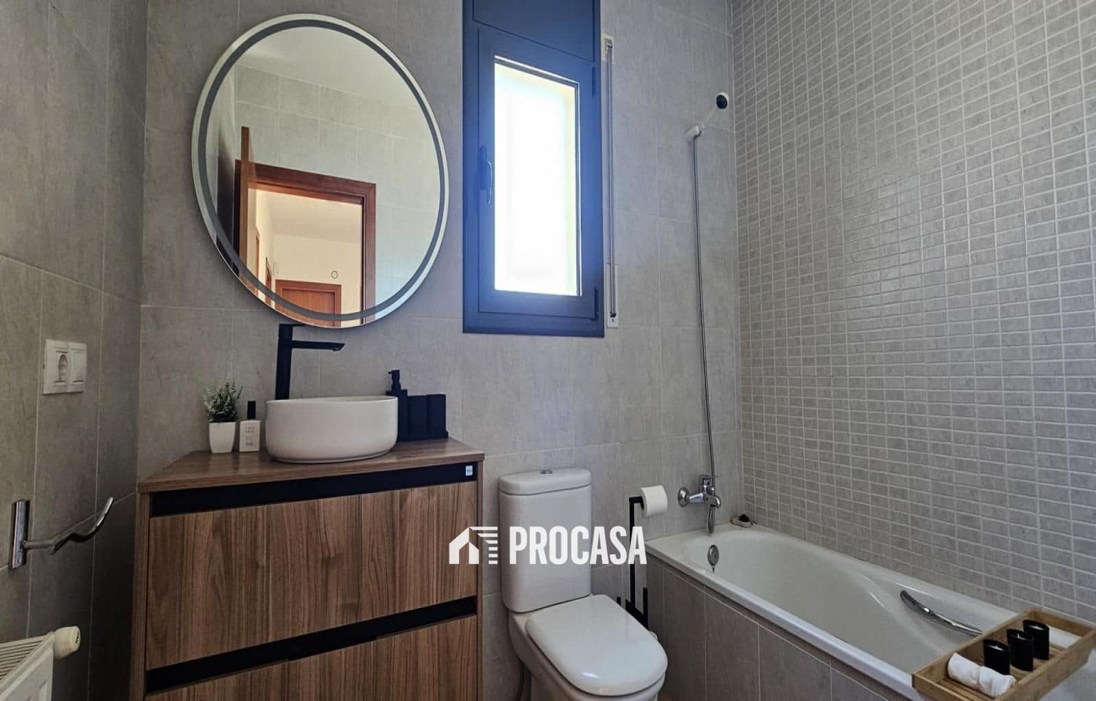 4 chambre Villa/Maison à vendre à Empuriabrava avec piscine - 490 000 € (Ref: 9110827)