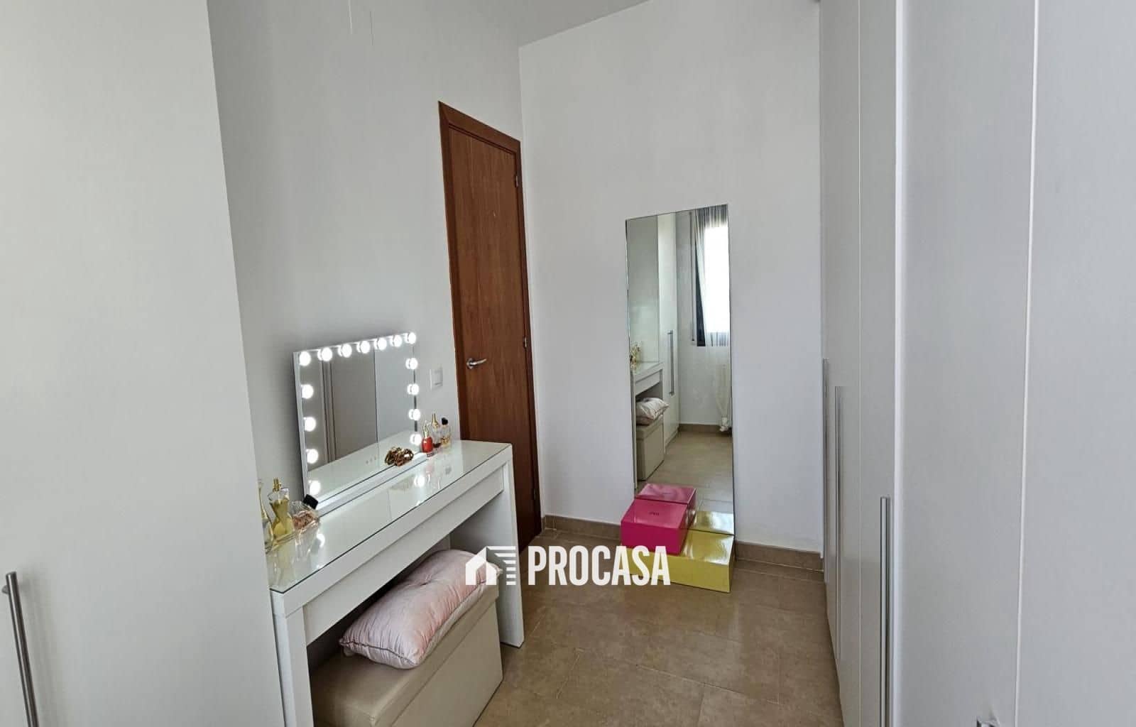 4 chambre Villa/Maison à vendre à Empuriabrava avec piscine - 490 000 € (Ref: 9110827)