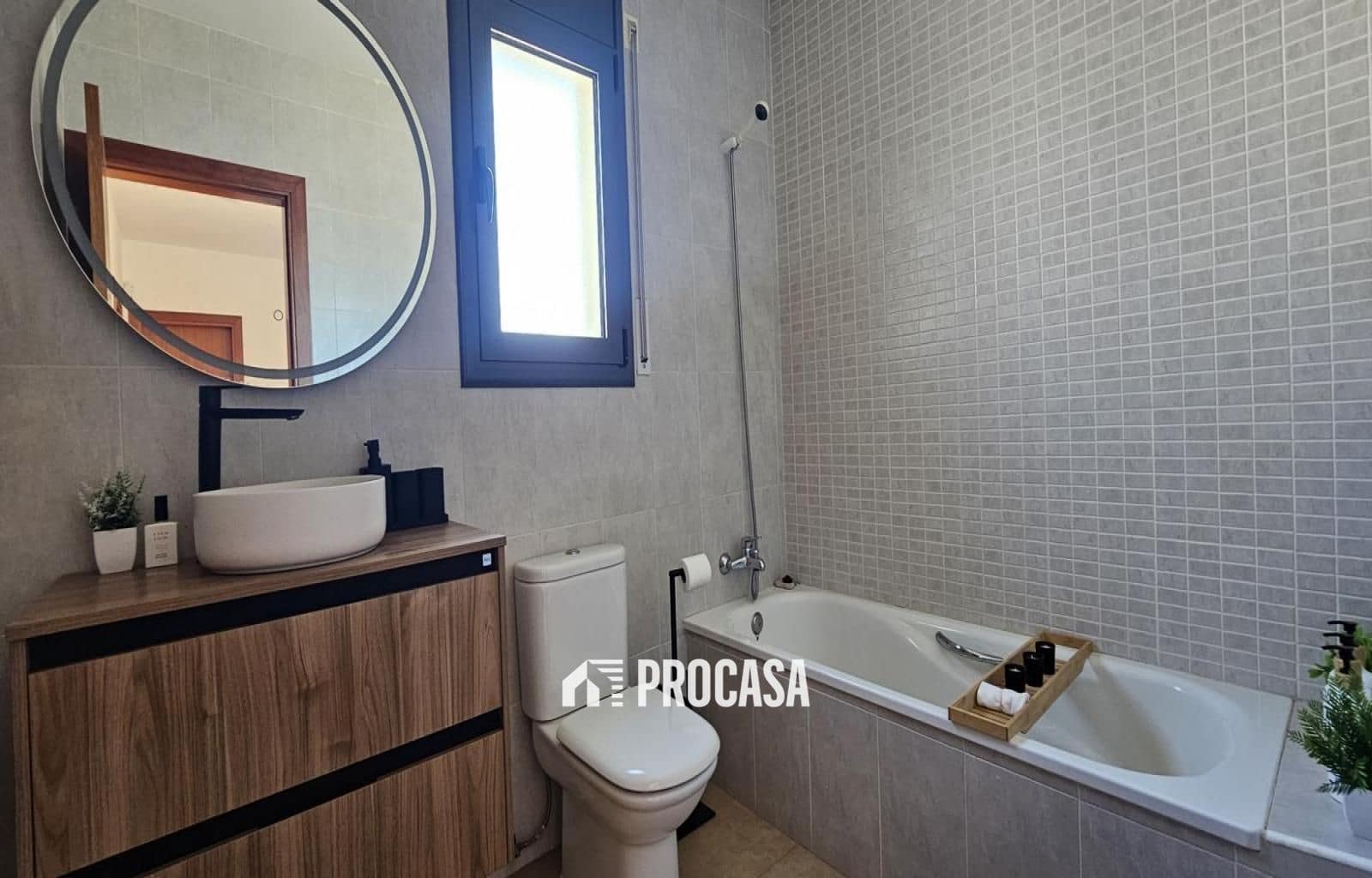 4 chambre Villa/Maison à vendre à Empuriabrava avec piscine - 490 000 € (Ref: 9110827)